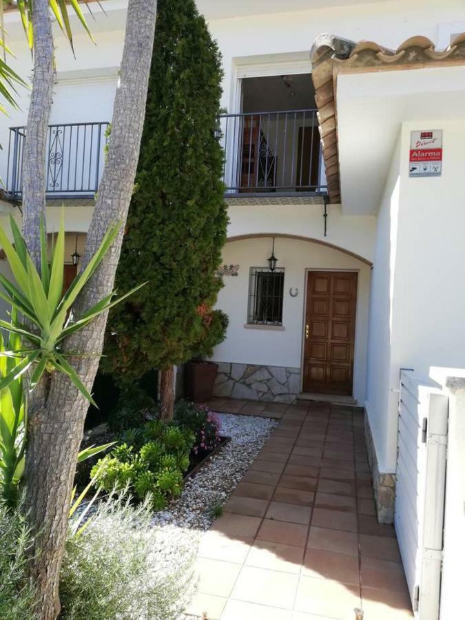 Rosario L'Escala Exterior foto