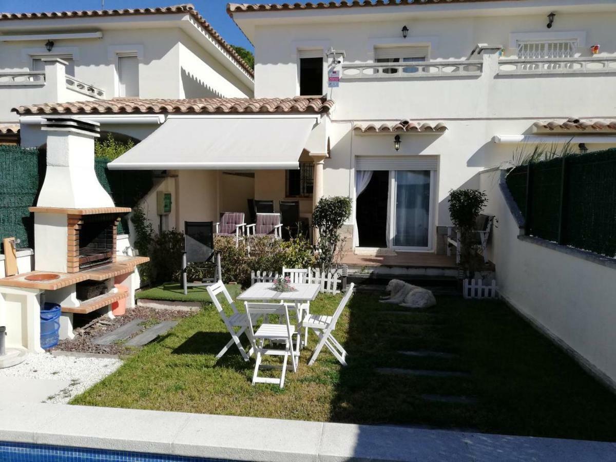 Rosario L'Escala Exterior foto